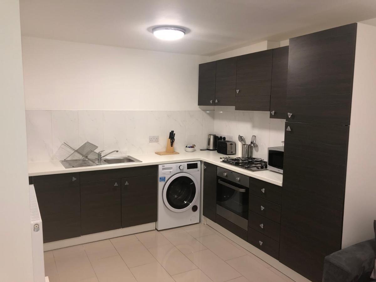 2 Bedroom Large Town Centre Apartment Free Parking ラフバラー エクステリア 写真